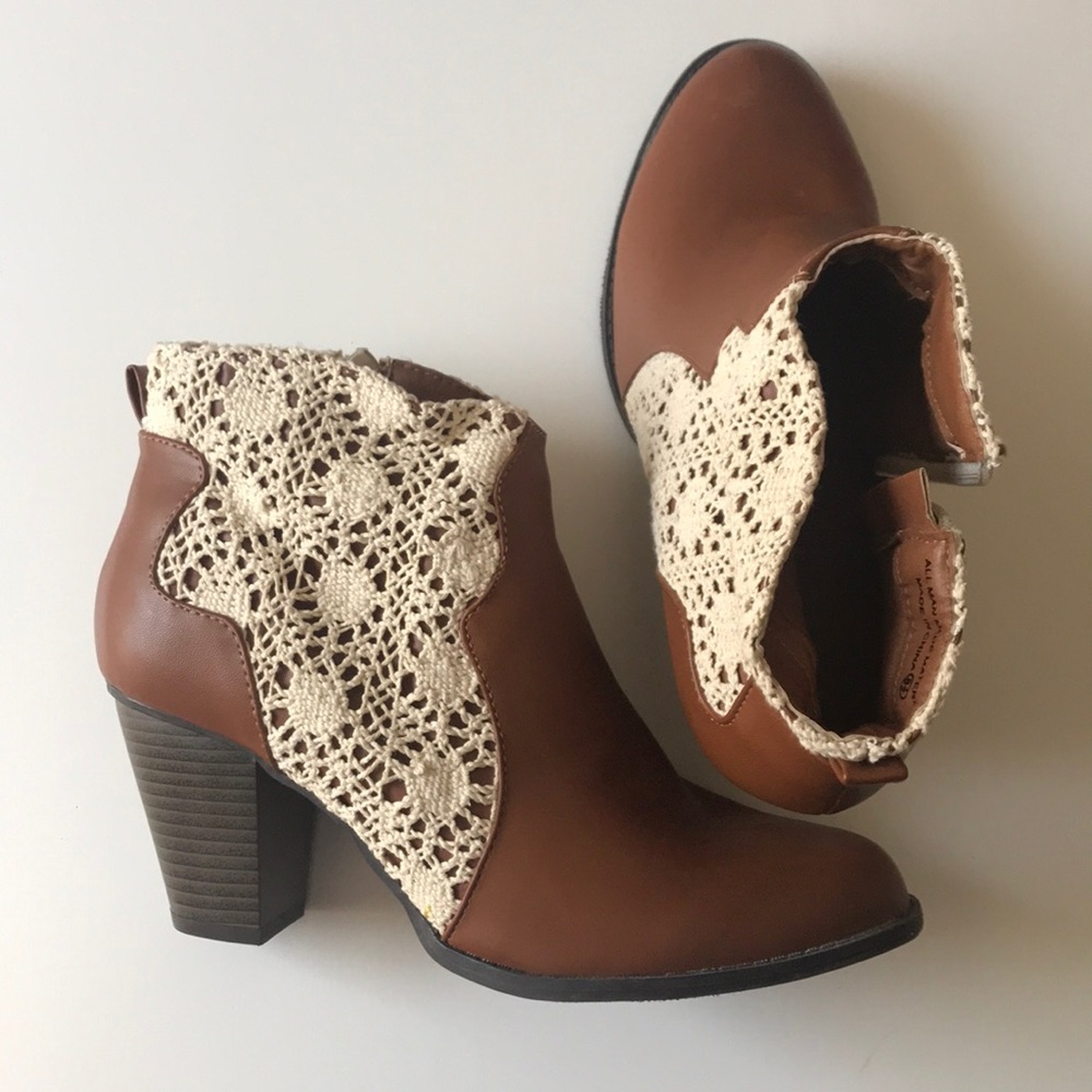 *never worn* booties with crochet detailing